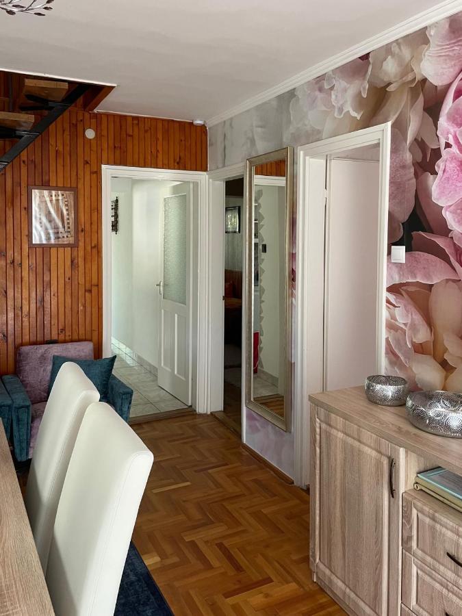 Rozsa Nyaralohaz Villa Balatonboglár Buitenkant foto