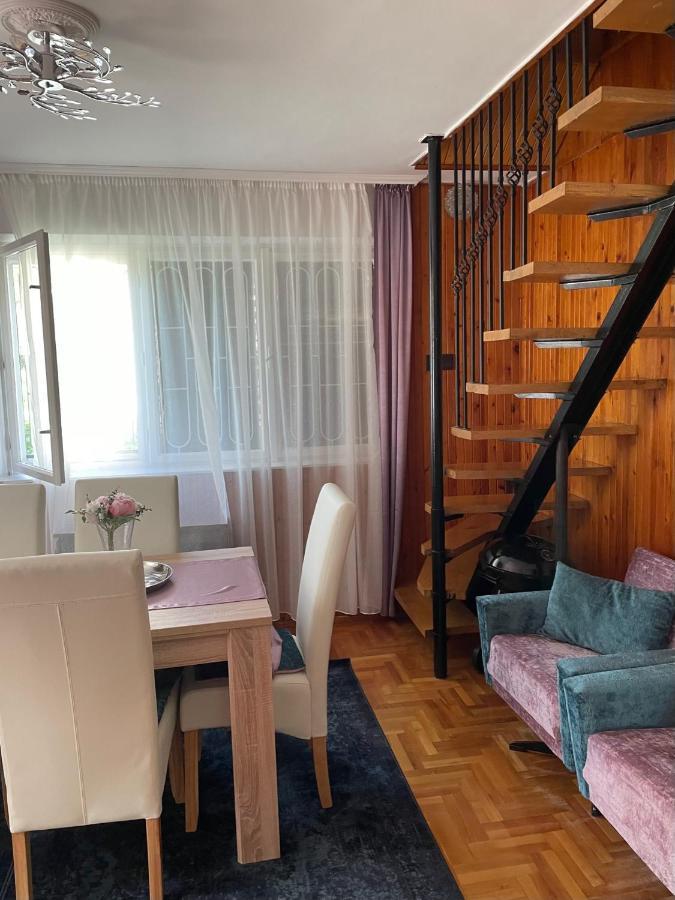 Rozsa Nyaralohaz Villa Balatonboglár Buitenkant foto