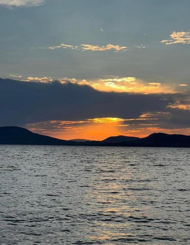 Rozsa Nyaralohaz Villa Balatonboglár Buitenkant foto