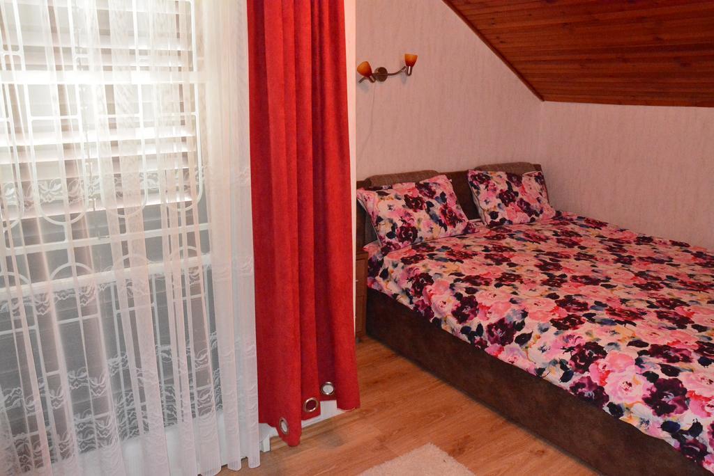 Rozsa Nyaralohaz Villa Balatonboglár Buitenkant foto