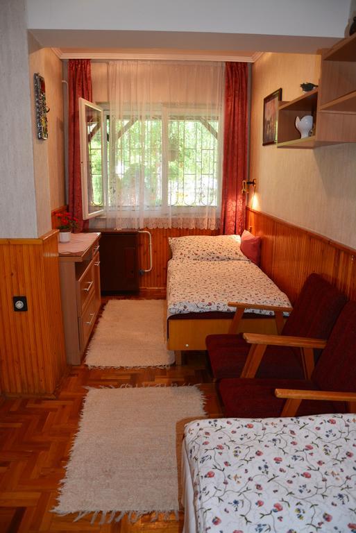 Rozsa Nyaralohaz Villa Balatonboglár Buitenkant foto
